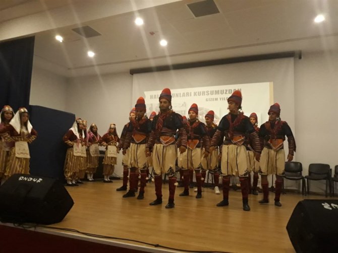 İ̇ncirliova’da Halk Müziği Konseri