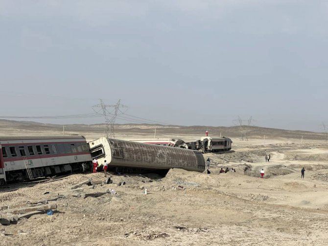 İ̇ran’daki Tren Kazası İle İlgili 6 Kişi Tutuklandı
