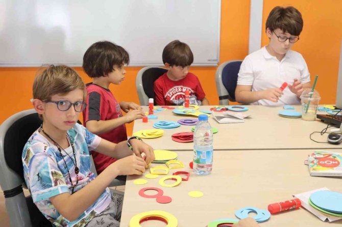 Çocuklar Kampüste Buluştu