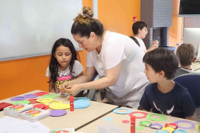 Çocuklar Kampüste Buluştu