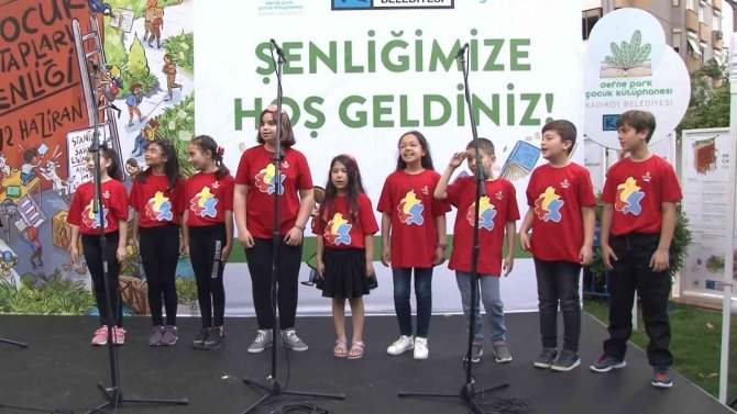 Kadıköy Defne Park Çocuk Kitapları Şenliği Kapılarını Açtı