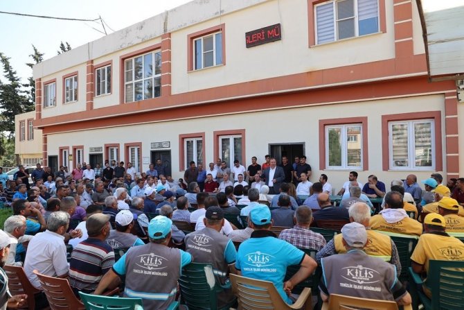 Başkanlar Belediye Çalışanlarıyla Bir Araya Geldi