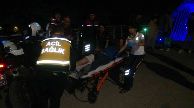 Köprüde Beklerken Dehşeti Yaşadı: “Neden Burada Duruyorsun” Diyerek Bıçakladılar