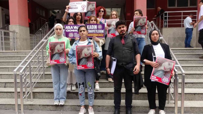 18 Yaşındaki Sevgilisi Evinde Ölü Bulunan Sanığa Ev Hapsi