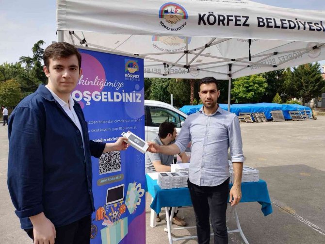 Körfez’de Öğrencilere Sınav Hediyesi