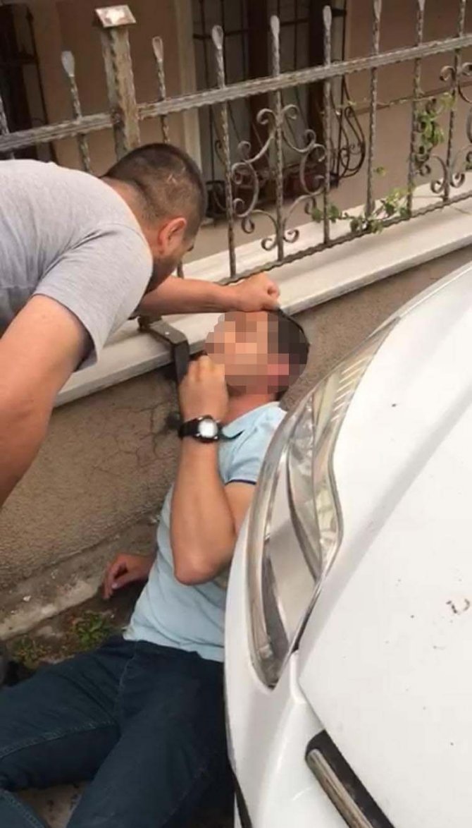 Maltepe’de Duş Alan Kadını Dikizleyen Tacizciye Meydan Dayağı