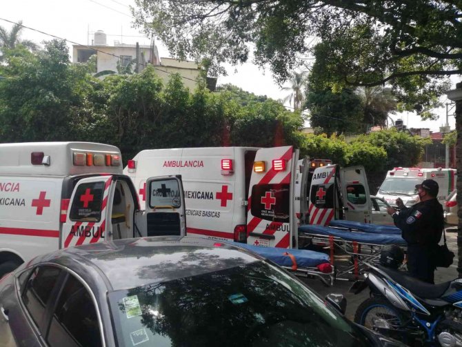 Meksika’da Açılışı Yapılan Asma Köprü Koptu: 25 Yaralı