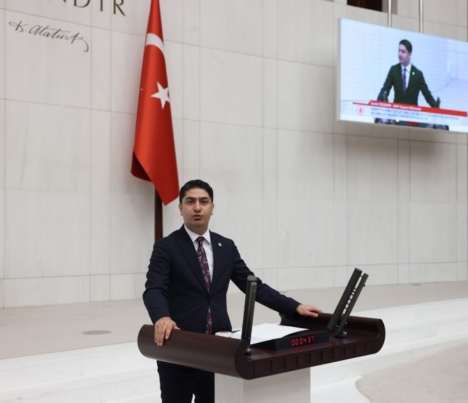 Mhp’li Özdemir: “Kıbrıs Türk’tür, Türk Kalacaktır”