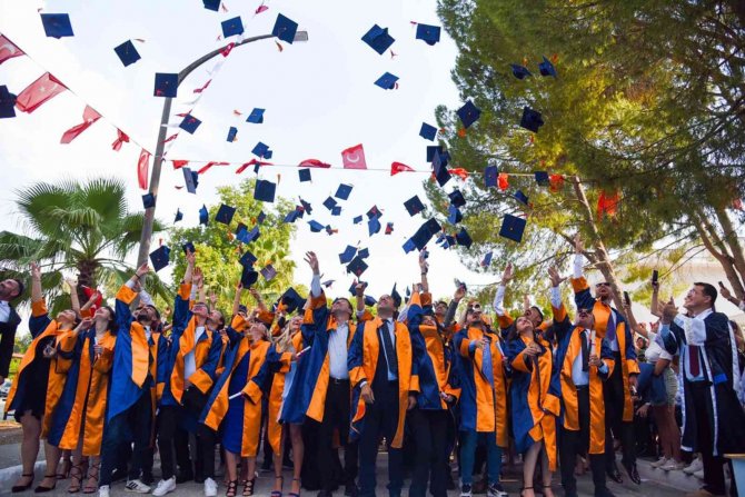 Mskü’de Mezuniyet Törenleri Devam Ediyor