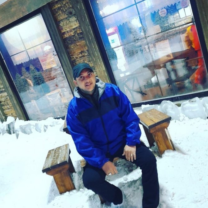 Belediye İşçisi Ağaçta Asılı Halde Bulundu