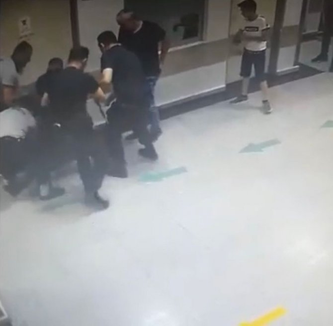 Darp Edilerek Silahlı Tehdide Maruz Kalan Doktor Konuştu