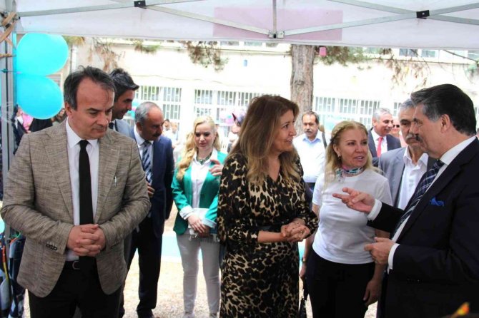 Odunpazarı Halk Eğitim Merkezi Yıl Sonu Sergisi