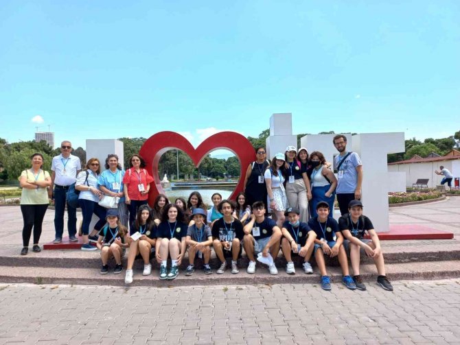 İ̇talyan Kardeşleriyle İ̇zmir’i Gezdiler