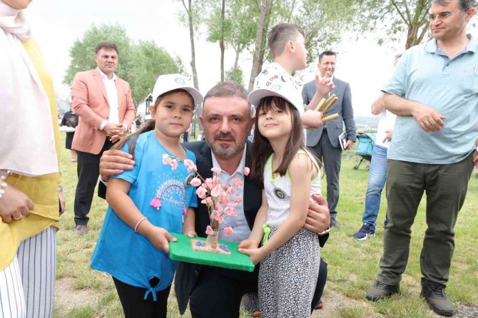 Başkan Ercan İşitme Engelli Çocuklarla Keyifli Bir Gün Geçirdi