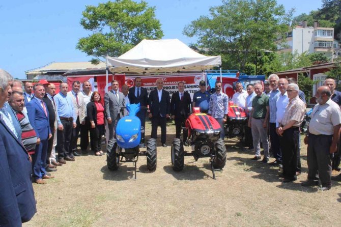 16 İlçede Uygulanacak Olan 19.7 Milyon Liralık Bütçeli Projede Makine Ekipmanların Dağıtımı Başladı