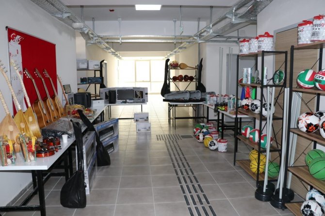 Hakkari’de ’Temel Eğitimde 10 Bin Okul’ Projesi