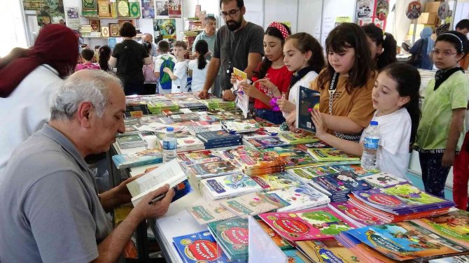 Usta Kalem Öğrencilerle Buluştu