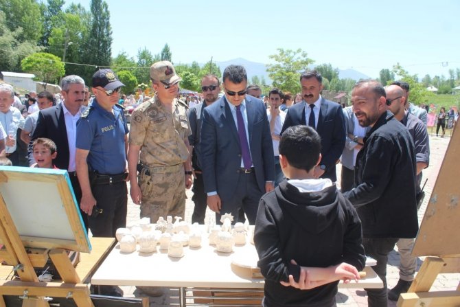 Muradiye Hem’den Yılsonu Sergisi