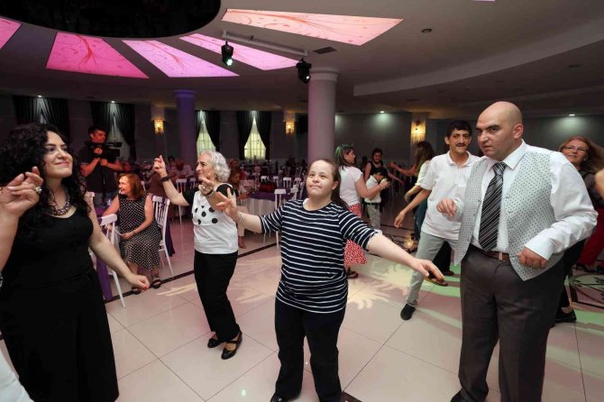 Engel Tanımayanlar “Yaza Merhaba” Dedi