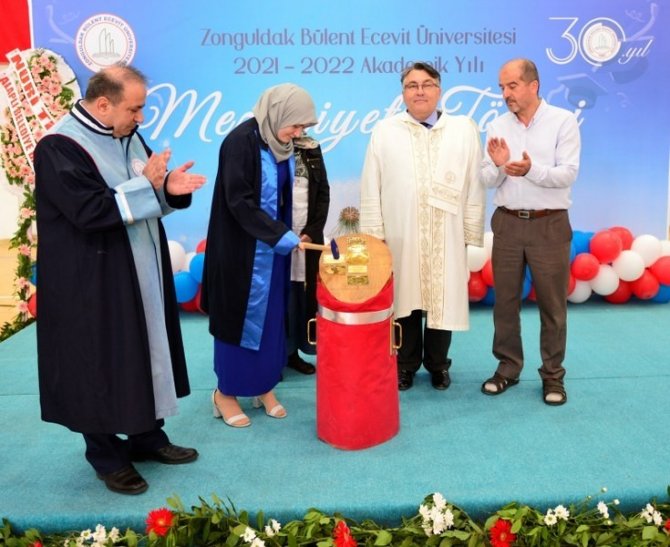 Alaplı Myo’da Mezuniyet Coşkusu Yaşandı