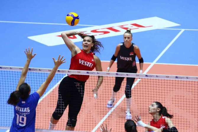 A Milli Kadın Voleybol Takımı’nın Yunanistan İle Yaptığı İkili Kamp Sona Erdi