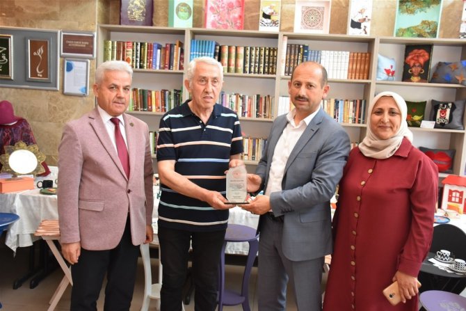 Afyonkarahisar’da "Kültür Ve Sanat Sokağı" Sergisi Açıldı