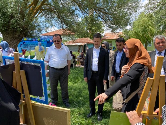 Altıntaş’ta Kadim Oyunlar Şenliği Ve Yıl Sonu Etkinliği