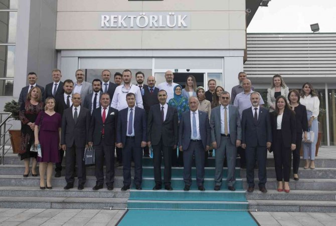 Atatürk Üniversitesi Bilimsel Teşvik Ödülleri Sahiplerini Buldu