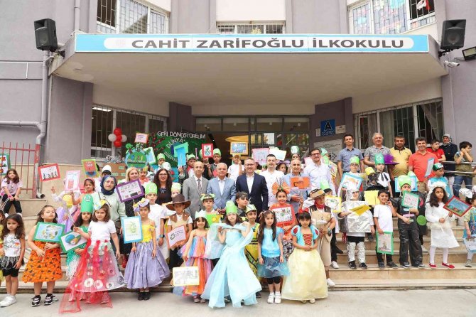 Başakşehir’de Geri Dönüşüm İle Yüzbinlerce Ağaç Kurtarıldı