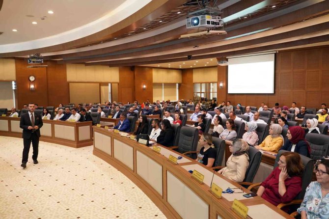 Bursa Büyükşehir’de Kamu Personeline ‘Protokol’ Eğitimi