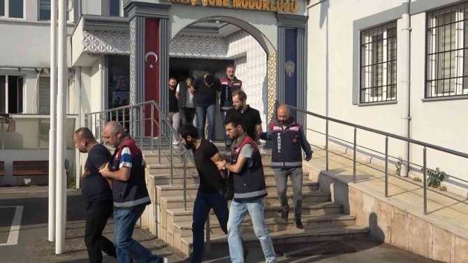Sazan Sarmalı Operasyonunda 15 Kişi Tutuklandı