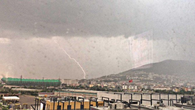 Bursa’da Sağanak Etkili Oldu