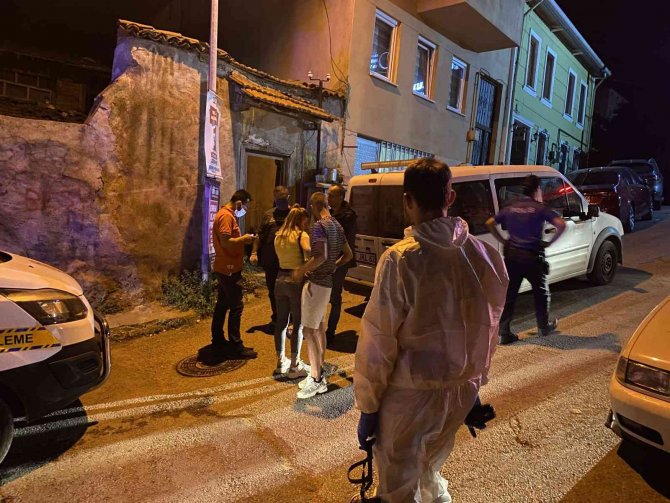 Evden Kötü Kokular Gelince Acı Gerçek Ortaya Çıktı