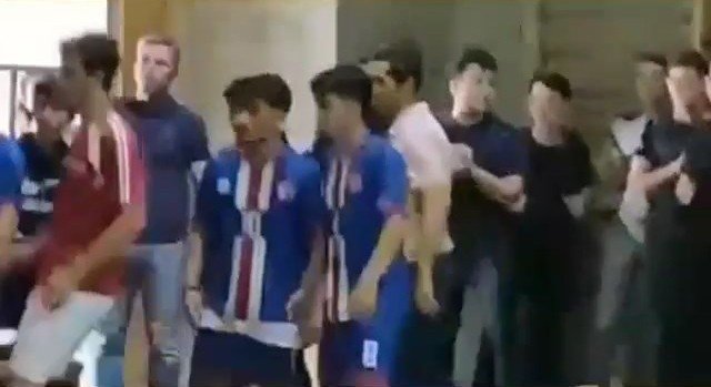 Futsal Sahası Boks Ringine Döndü, Öğrenciler Birbirine Girdi