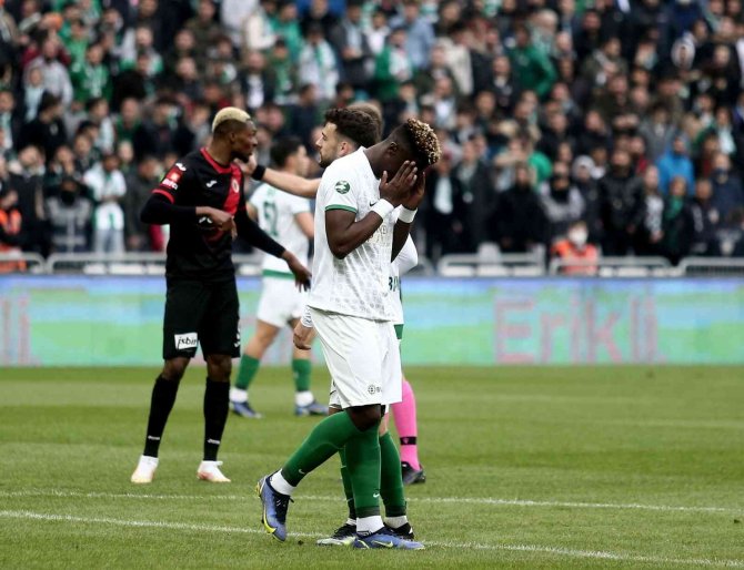 Bursaspor’u Parası Başarısızlığa Sürükledi