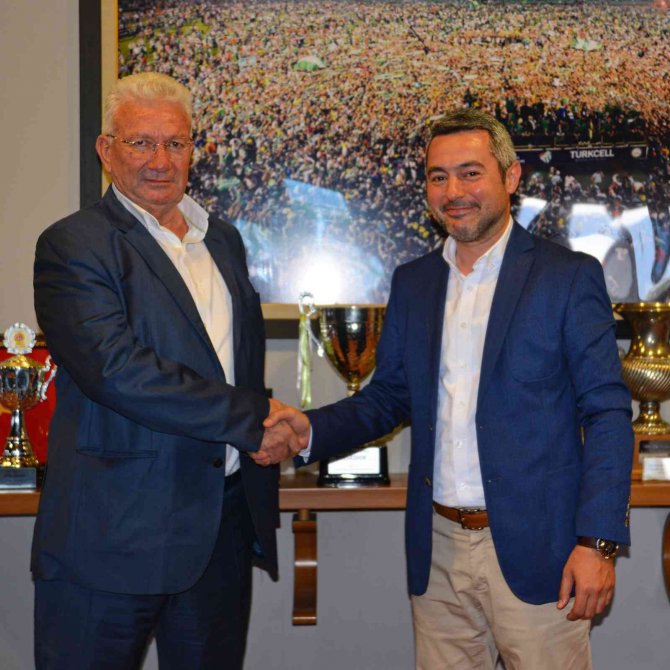 Bursaspor’un Yeni Teknik Adamı Tahsin Tam, Sportif Direktörü İ̇smail Ertekin Oldu