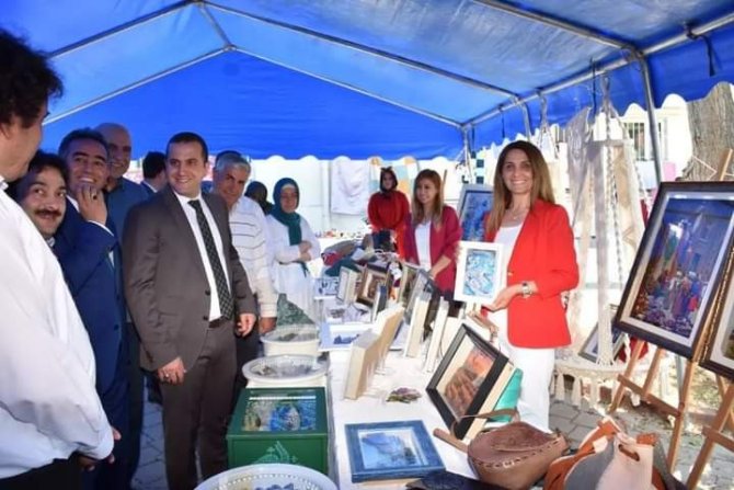 Honaz’da Hayat Boyu Öğrenme Kursiyerlerinin Eserleri Görücüye Çıktı