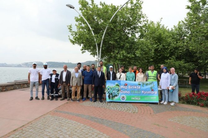 Dilovası’nda Sahil Temizliği