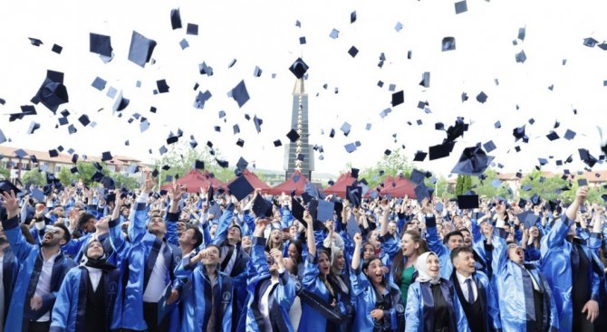 Rektör Uysal: “Dpü, Bilgi Ve Teknolojiyi Üretmeyi Misyon Edinen Bir Üniversitedir”