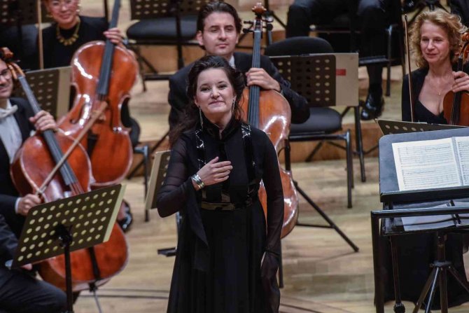 Ödüllü Soprano Anna Prohaska’dan Cso’da Konser