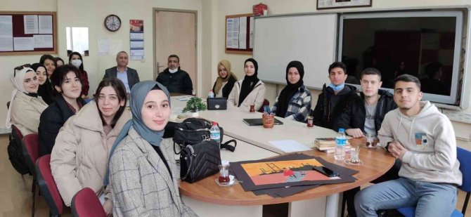 Üniversitesi Öğrencilerinden Matematik Eğitimine Destek