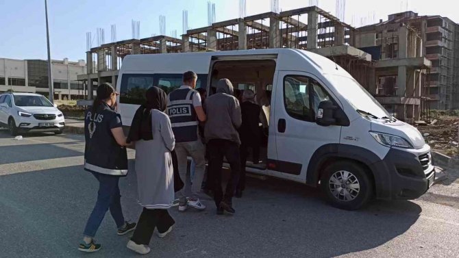 Yasa Dışı Yollarla Yunanistan’a Kaçmaya Çalışan 4 Fetö Şüphelisi Tutuklandı