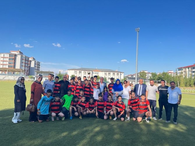 U14 Ligi’nde Şampiyon Elazığ Yolspor