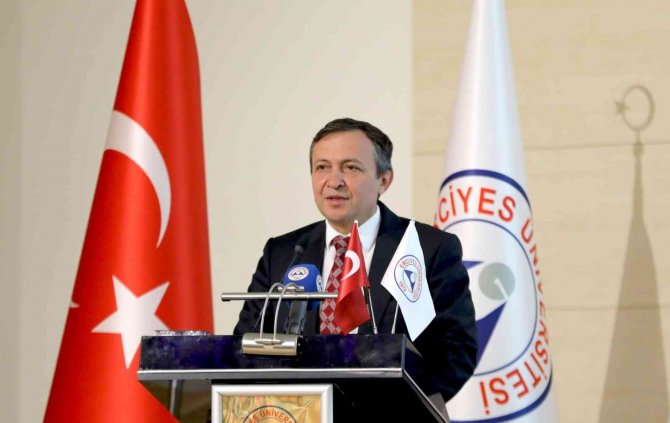 Erü’de “Iv. Araştırma Ve İ̇novasyon Çalıştayı” Başladı