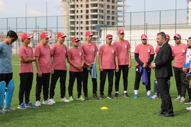 Kriket Milli Takımı Pursaklar’da Kampa Girdi
