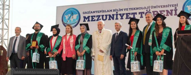 Gi̇btü’de Mezuniyet Heyecanı