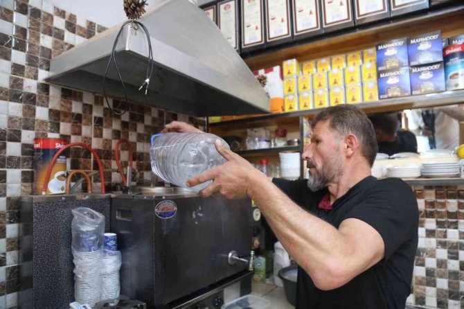 Musluklardan Akan Çamurlu Su Vatandaşları İsyan Ettirdi
