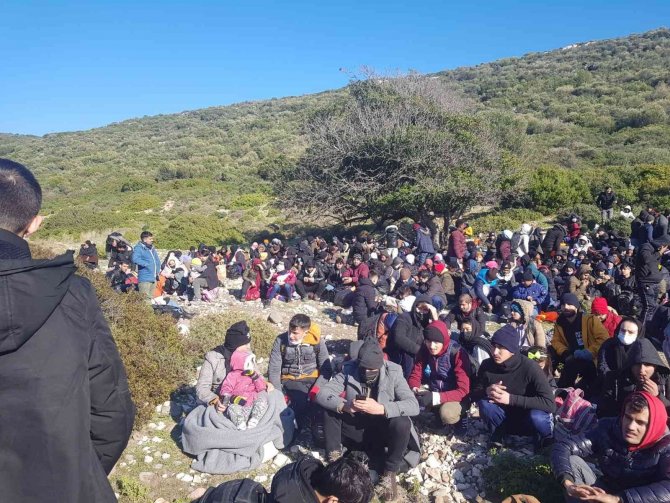 İ̇zmir’de Yasa Dışı Yollarla Kaçmaya Çalışan 120 Göçmen Yakalandı