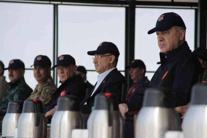 Erdoğan Ve Bahçeli Efes-2022’yi Takip Ediyor