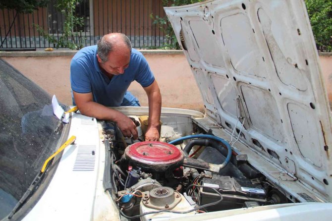 Otomobiline Kurduğu Sistemle Yakıttan Yüzde 50 Tasarruf Sağlıyor